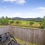 South View Retreat *