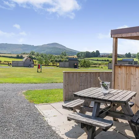 South View Retreat *