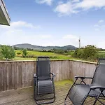 South View Retreat *