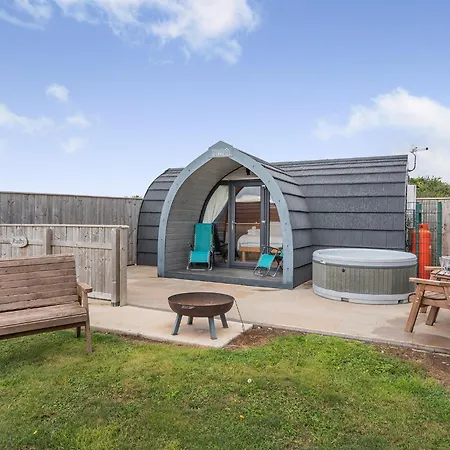 Holiday park South View Retreat *