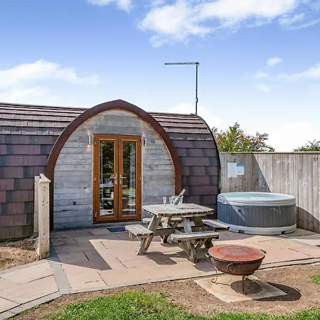 Holiday park South View Retreat *