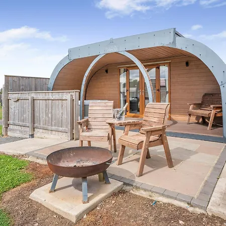 Holiday park South View Retreat *